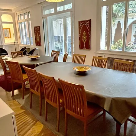 Prive En Plein Centre De